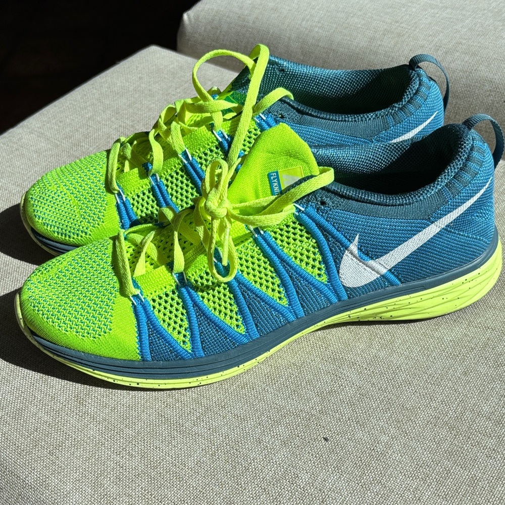 Nike Flyknit Lunar 2 Vibrant Blue and Neon Yellow Shoes - Size 9